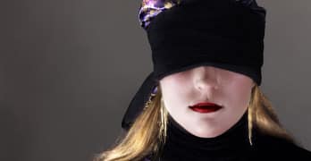 Want Wild Hallucinations? Blindfold Yourself for 4 Days