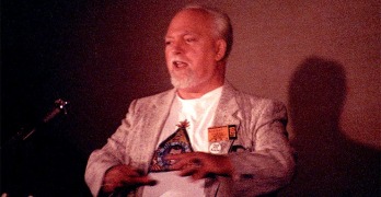 Here’s 4 Classic Reality Hacks From Robert Anton Wilson