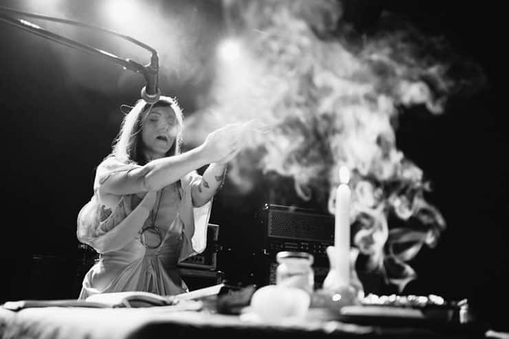 Witch Magic Delphic Oracle Christiana Key Legacy of the Witch